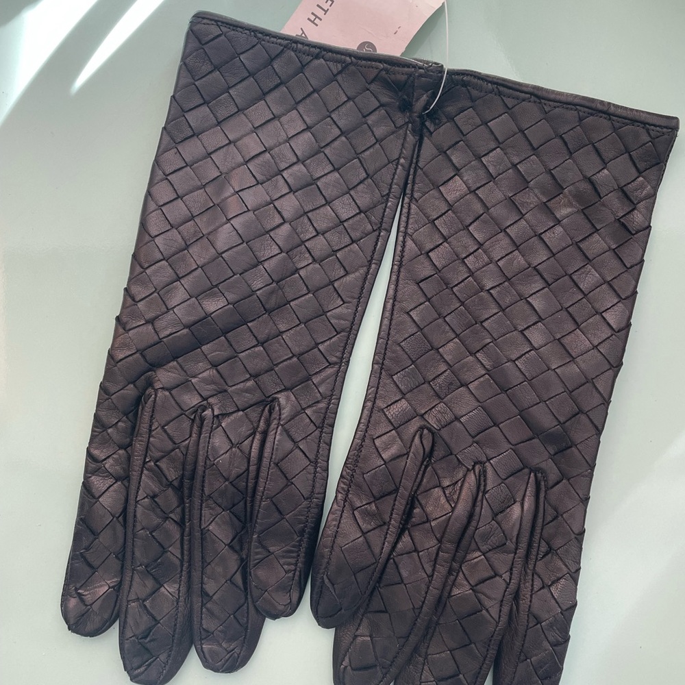 Vintage Sacks Fifth Ave Woven Leather Gloves
